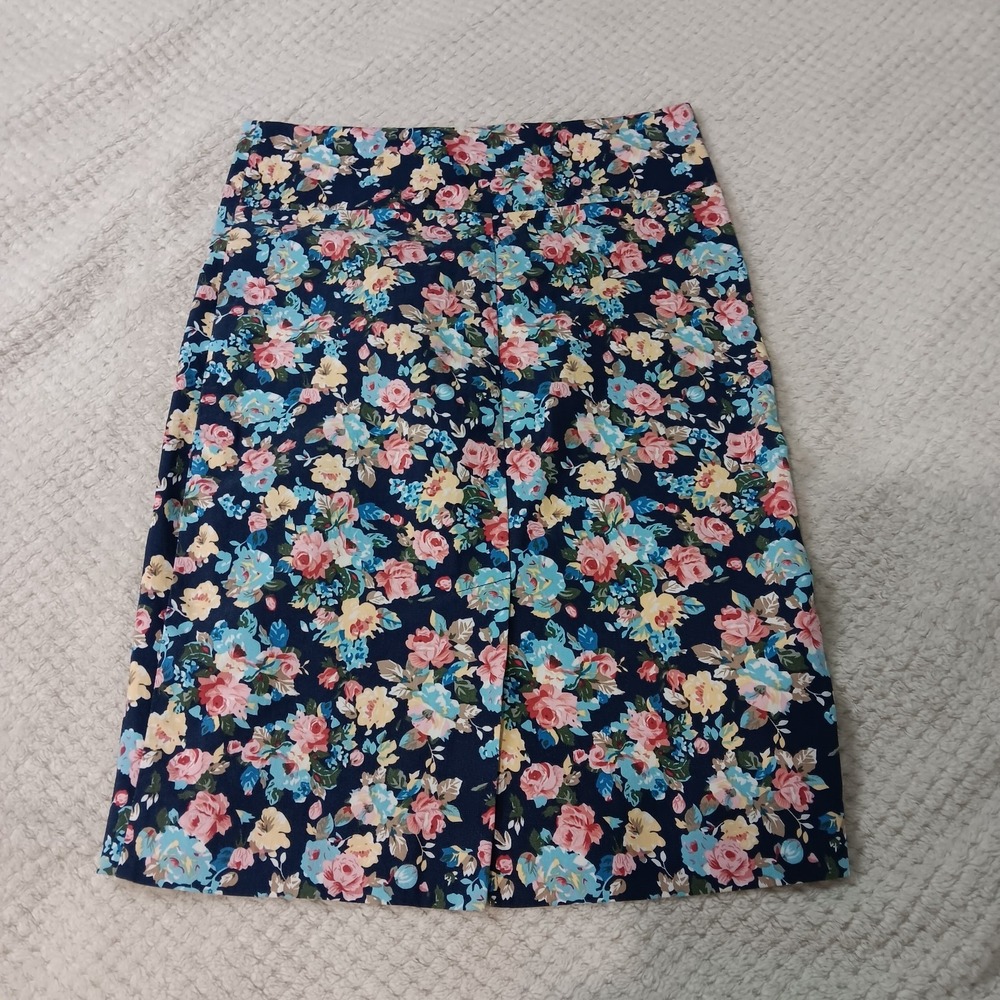 Margaret M  Floral Print Pull‎ on Stretch Bodycon Pencil Skirt Small Corpcore - Picture 2 of 7